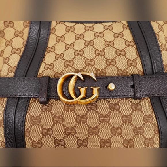 Gucci Double G Hobo Bag - Picture 8 of 15
